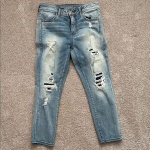 American Eagle Outfitters Light Blue Distressed Jeans